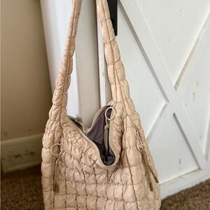 Elegant Cream Quilted Women's Bag